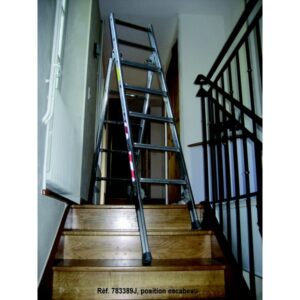 échelle double d'escalier, adapté pour une utilisation d'escabeau professionnel