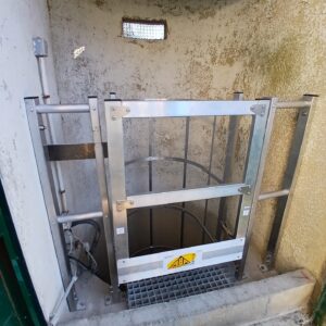 portillon de sécurité pour échelle